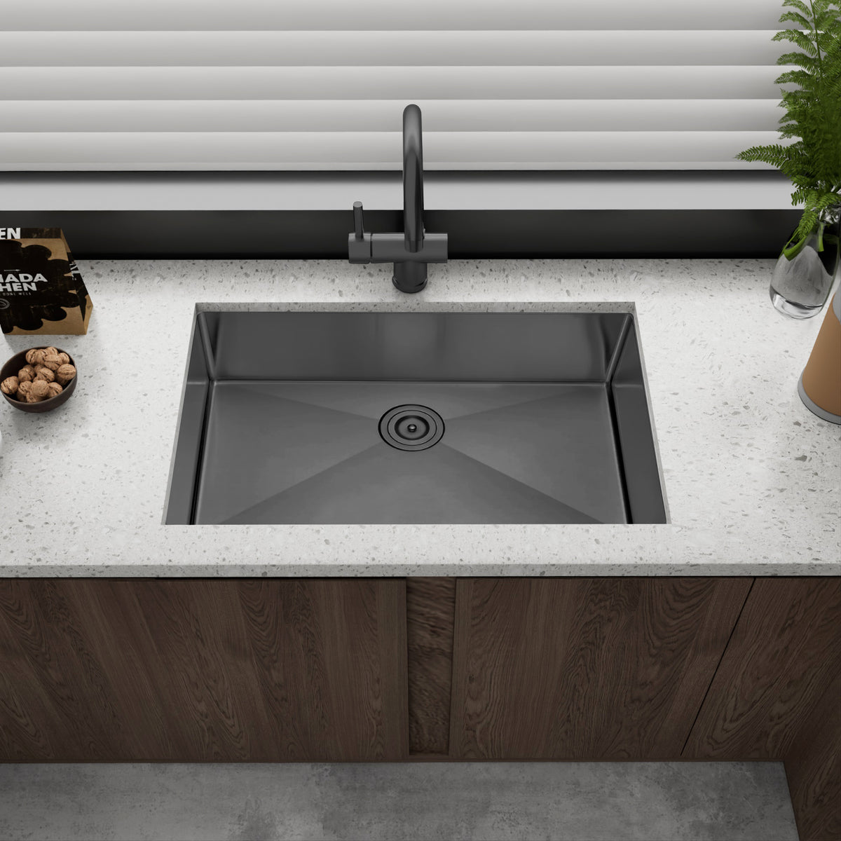 32 × 19 Inch Handmade Single Bowl Stainless Steel Kitchen Sink